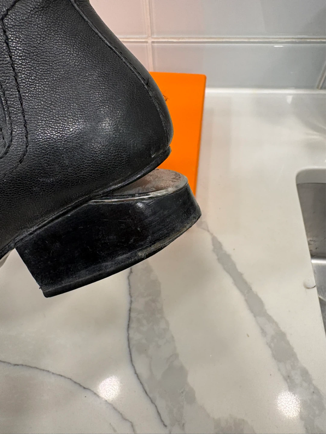 Black Leather Ankle Boots - photo 3