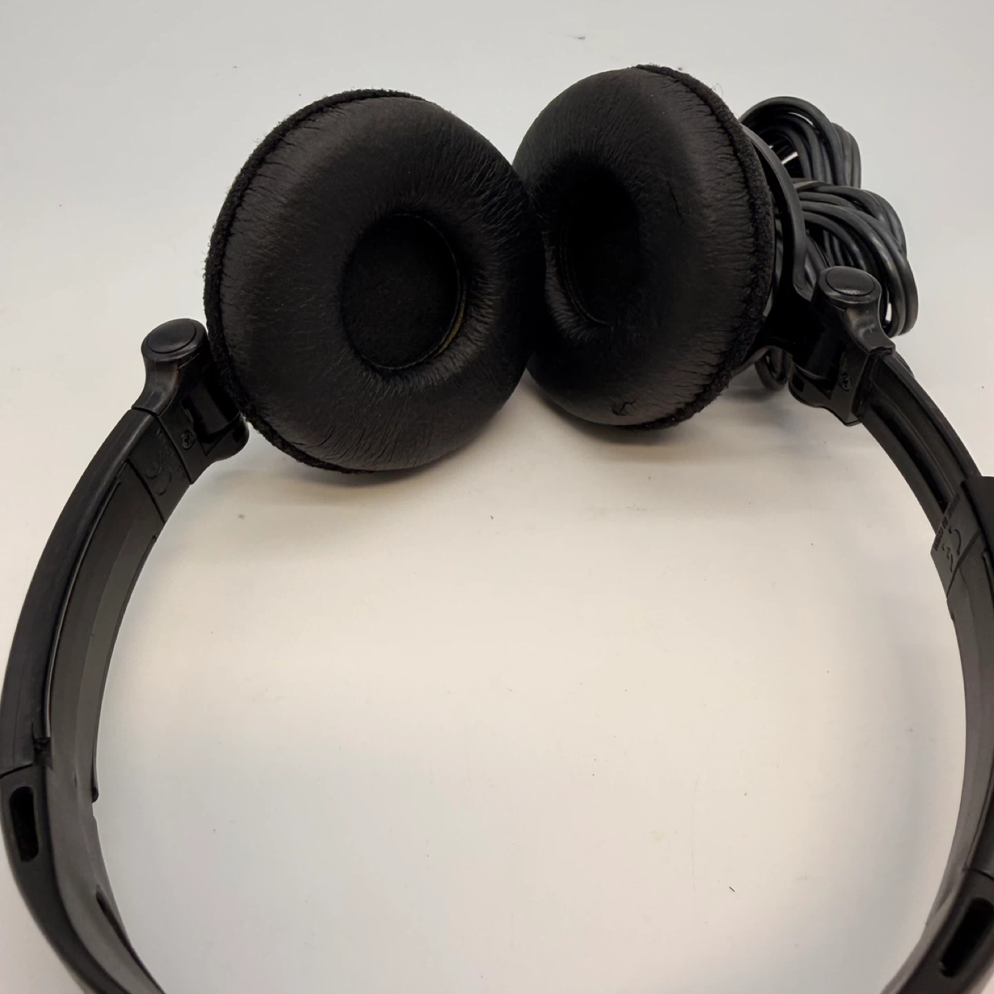 Sony MDR-V150 Wired Studio Monitor Headphones 3.5mm - photo 5
