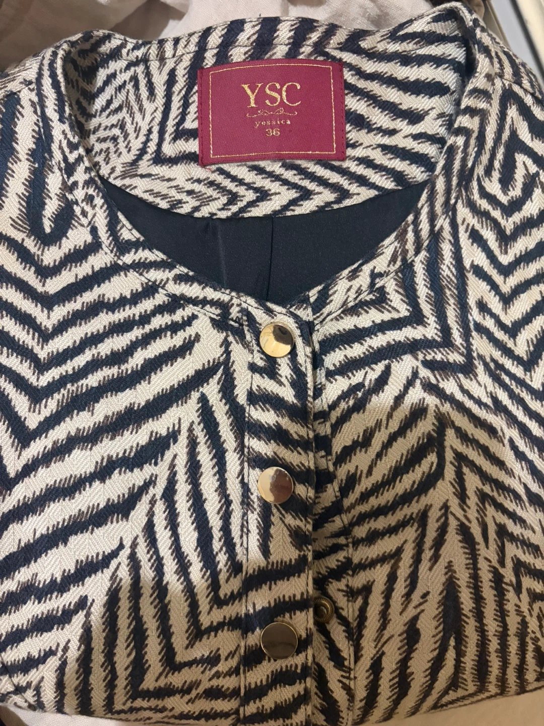 YSC Yoshiki Black & beige Geometric Print Blazer Size 36 - photo 3