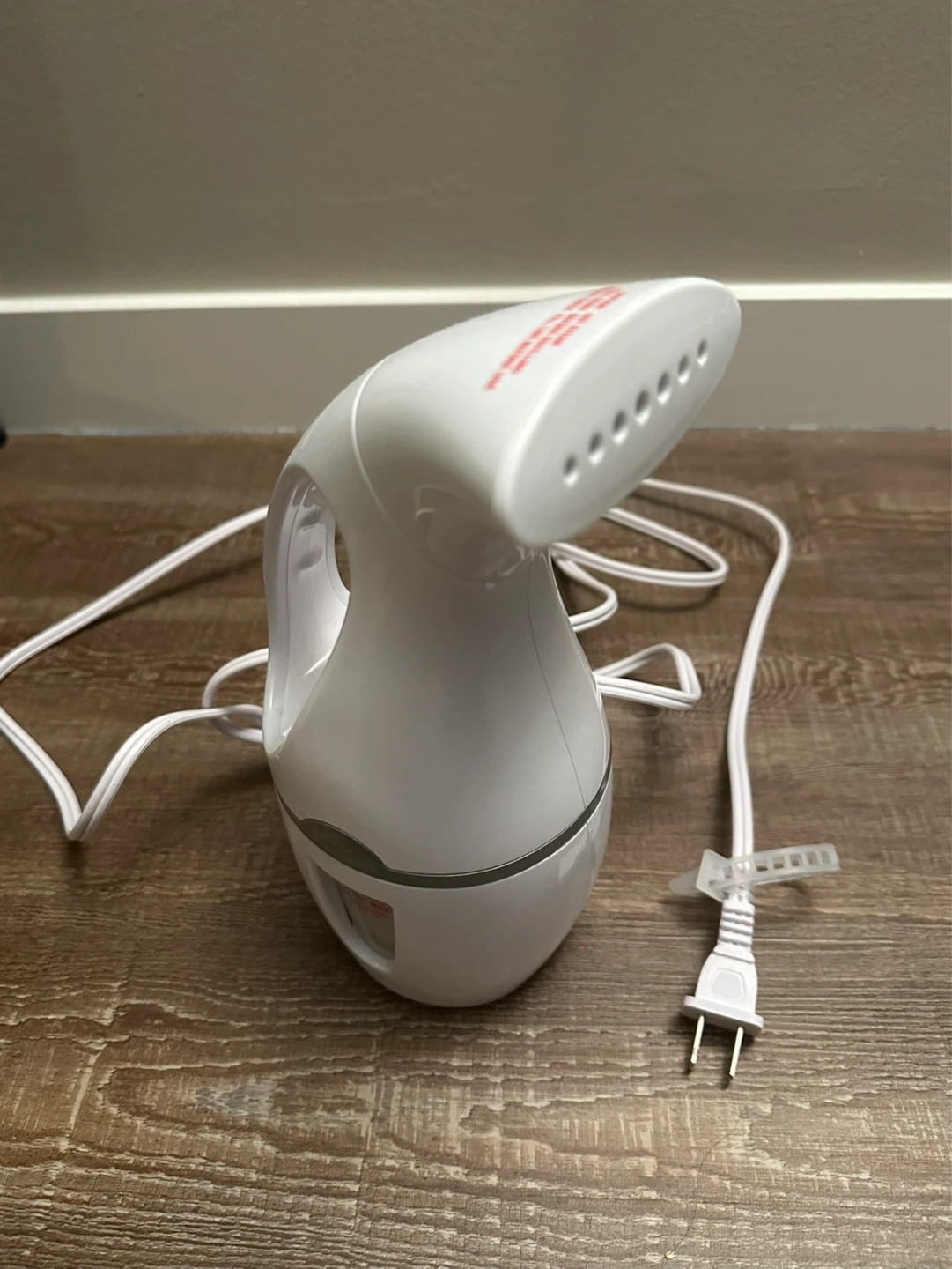 Conair Handheld Fabric Steamer - photo 2