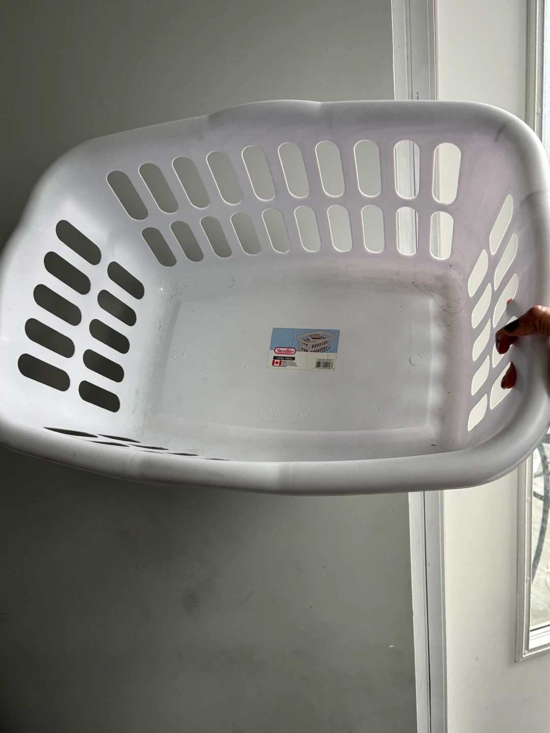 Sterilite Laundry Basket - White, 53 L - photo 4