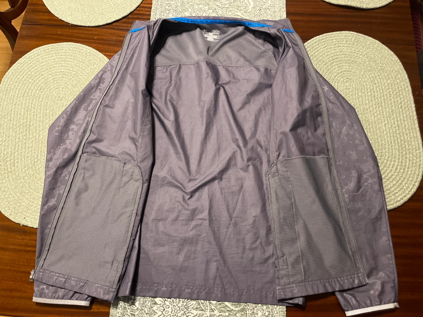 Under Armour Men's Lightweight Jacket - photo 3