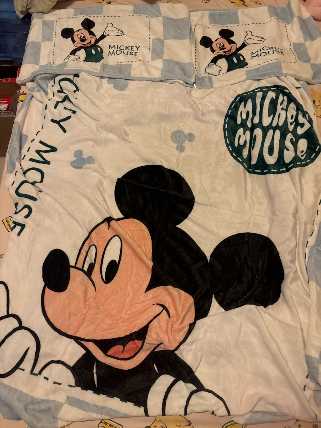 Mickey Mouse Fleece Blanket very comfortable - photo 4