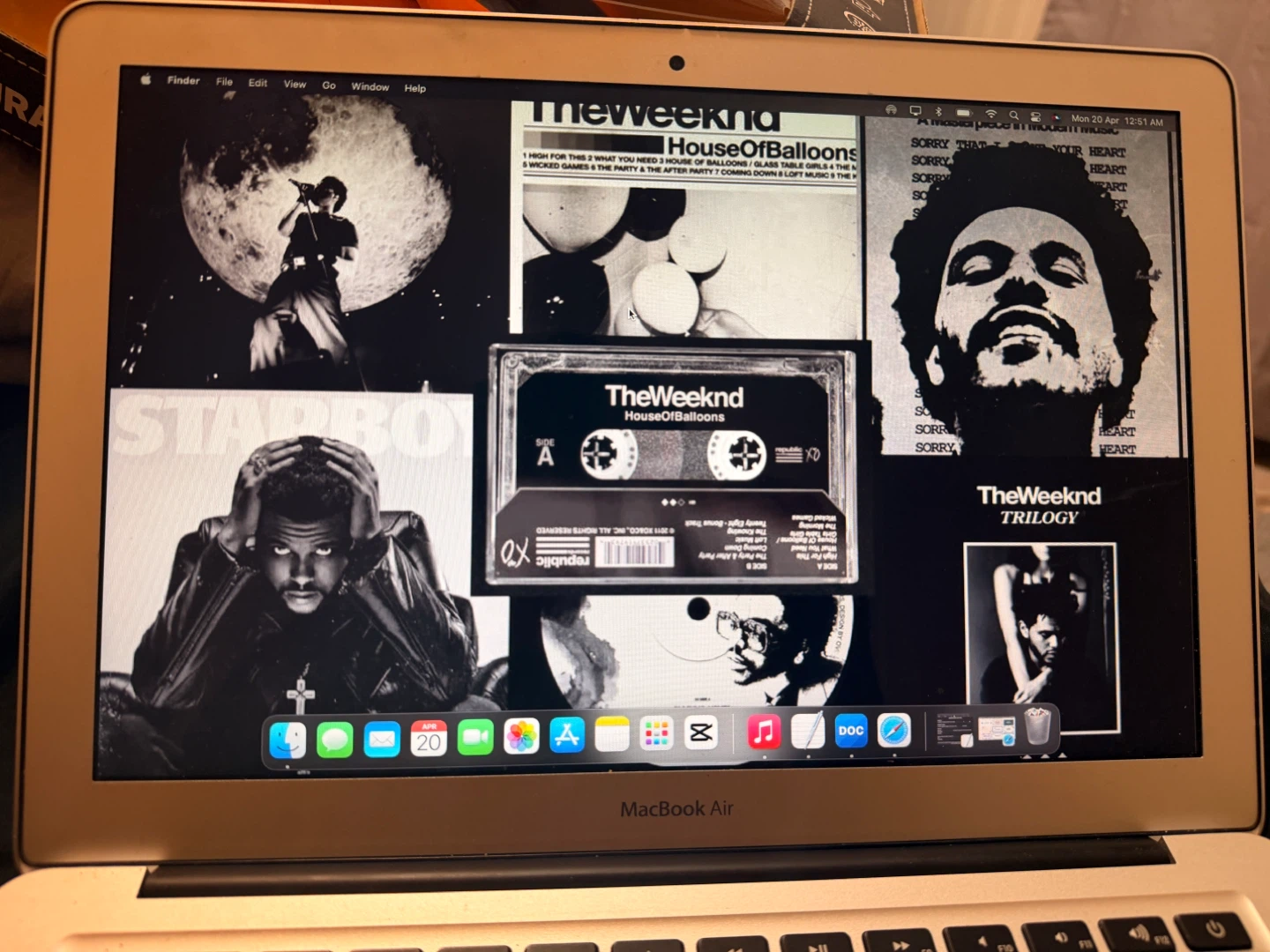 Apple MacBook Air Laptop - photo 2