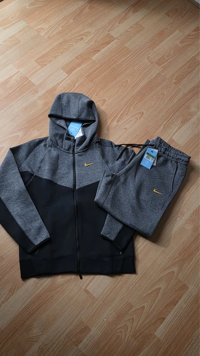 Clean Tracksuits - photo 5
