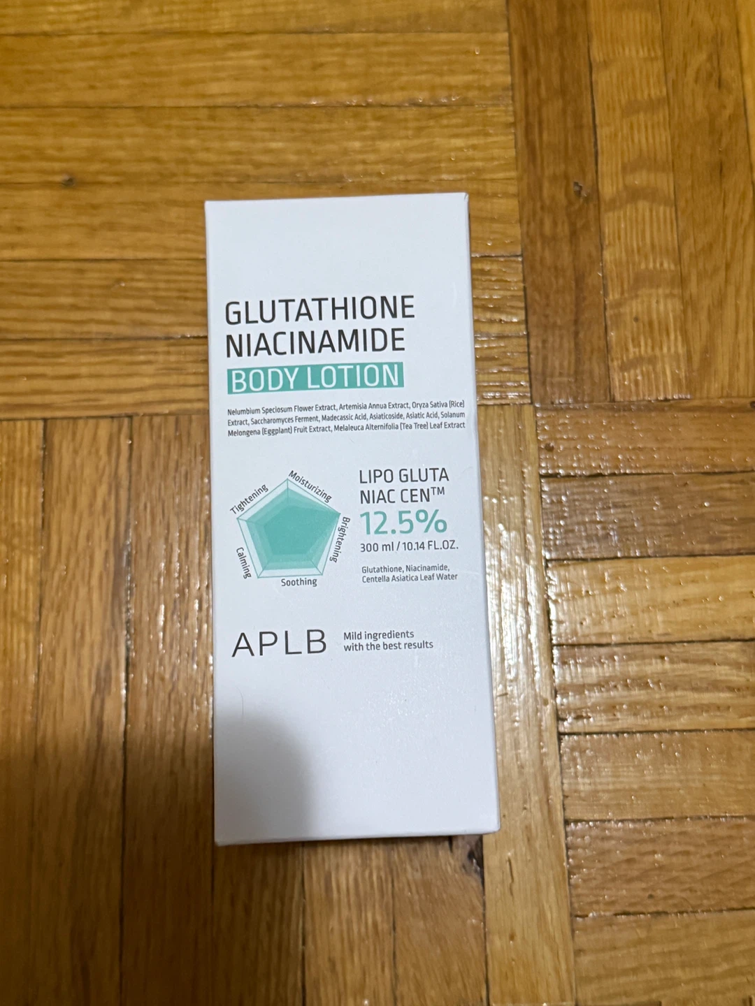 APLB - Glutathione Niacinamide Body Lotion 300ml