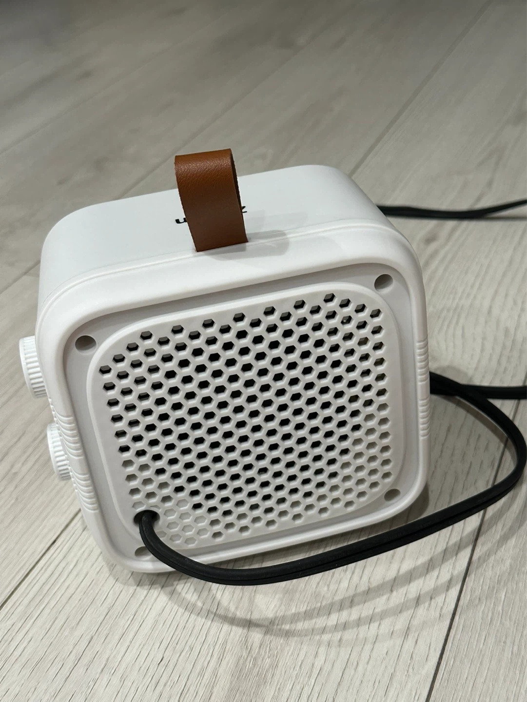 Zipfun Mini Desk Heater (PTC-1517-T) – Like New - photo 4