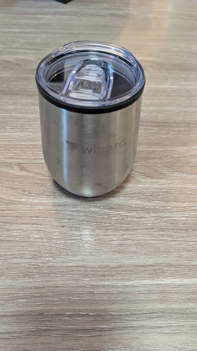 Winera Tumbler with Lid
