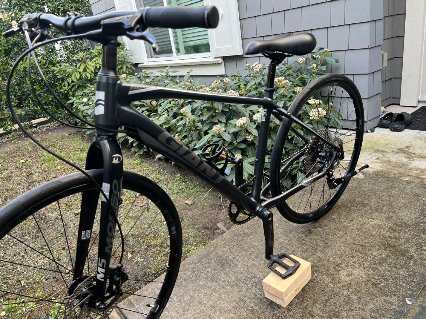 Giant roam 2 disc Size medium / commuter bike - photo 4