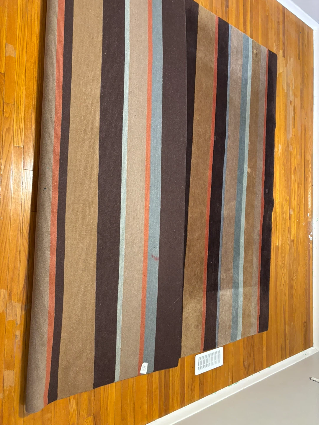 Striped Area Rug - photo 2