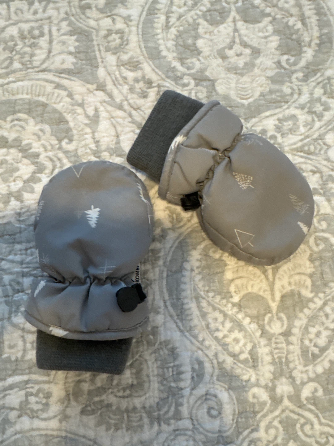2-4 yrs. Kombi Baby Mittens - Grey with Trees