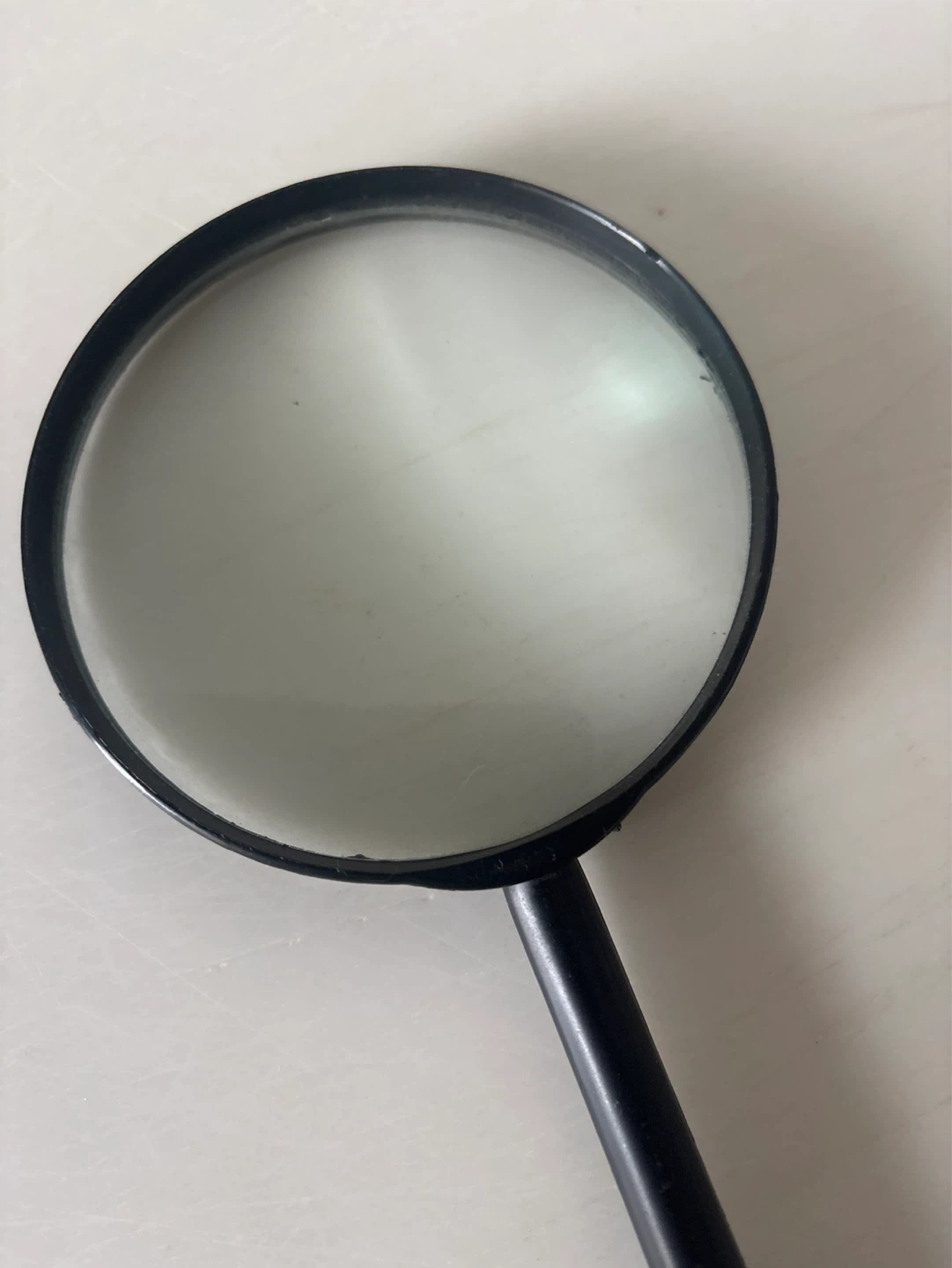 Black Magnifying Glass - photo 2