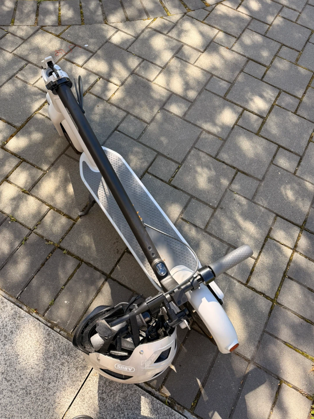 Segway Ninebot Electric Scooter - photo 4