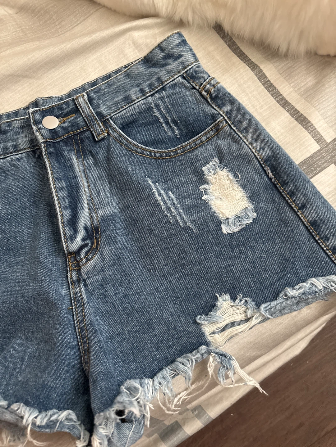 Distressed Denim Shorts - photo 3