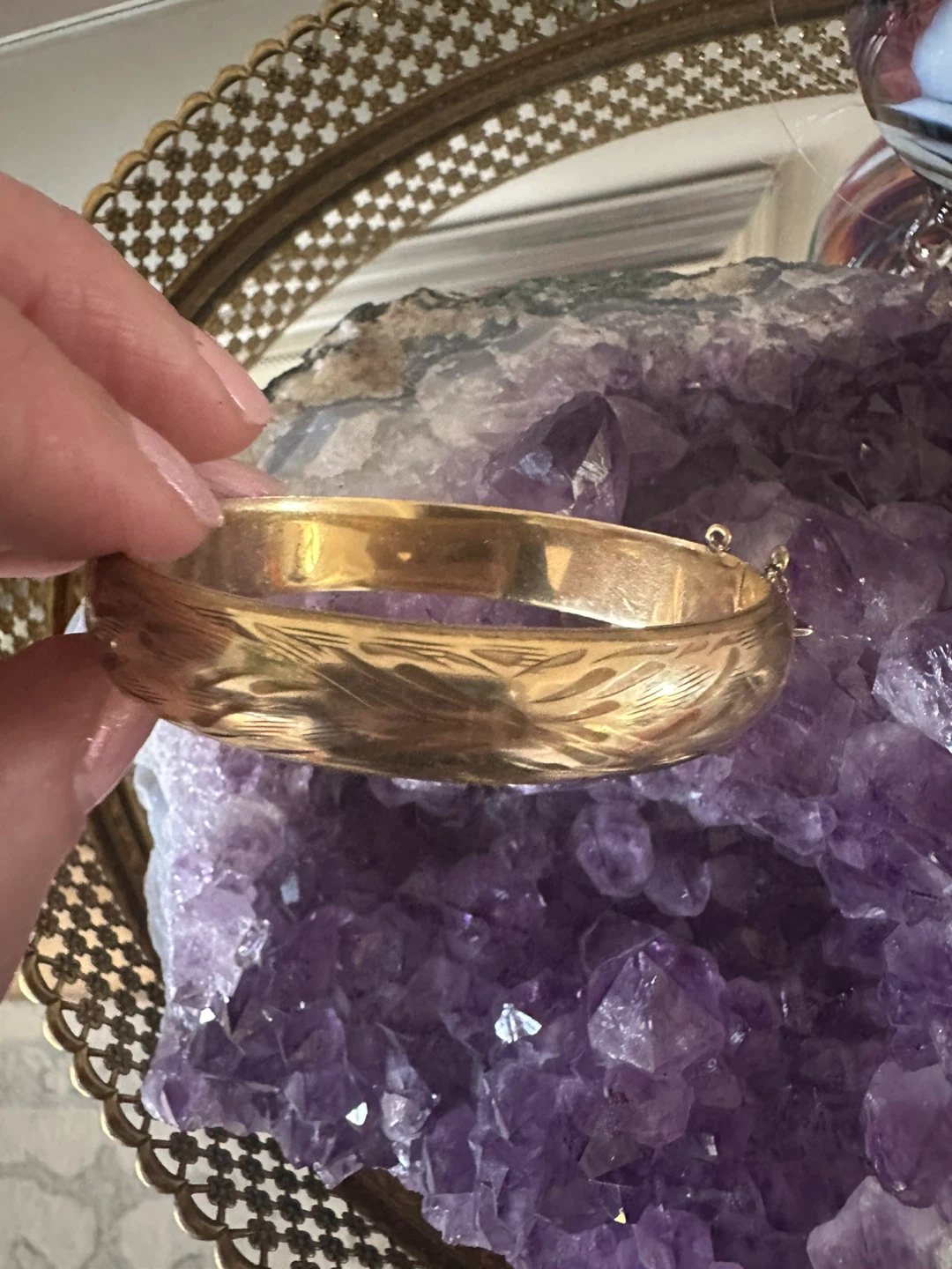 Vintage Gold Tone Engraved Bangle Bracelet - photo 2