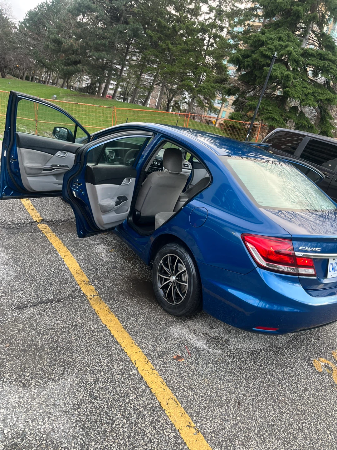 Blue Honda Civic Sedan - photo 3