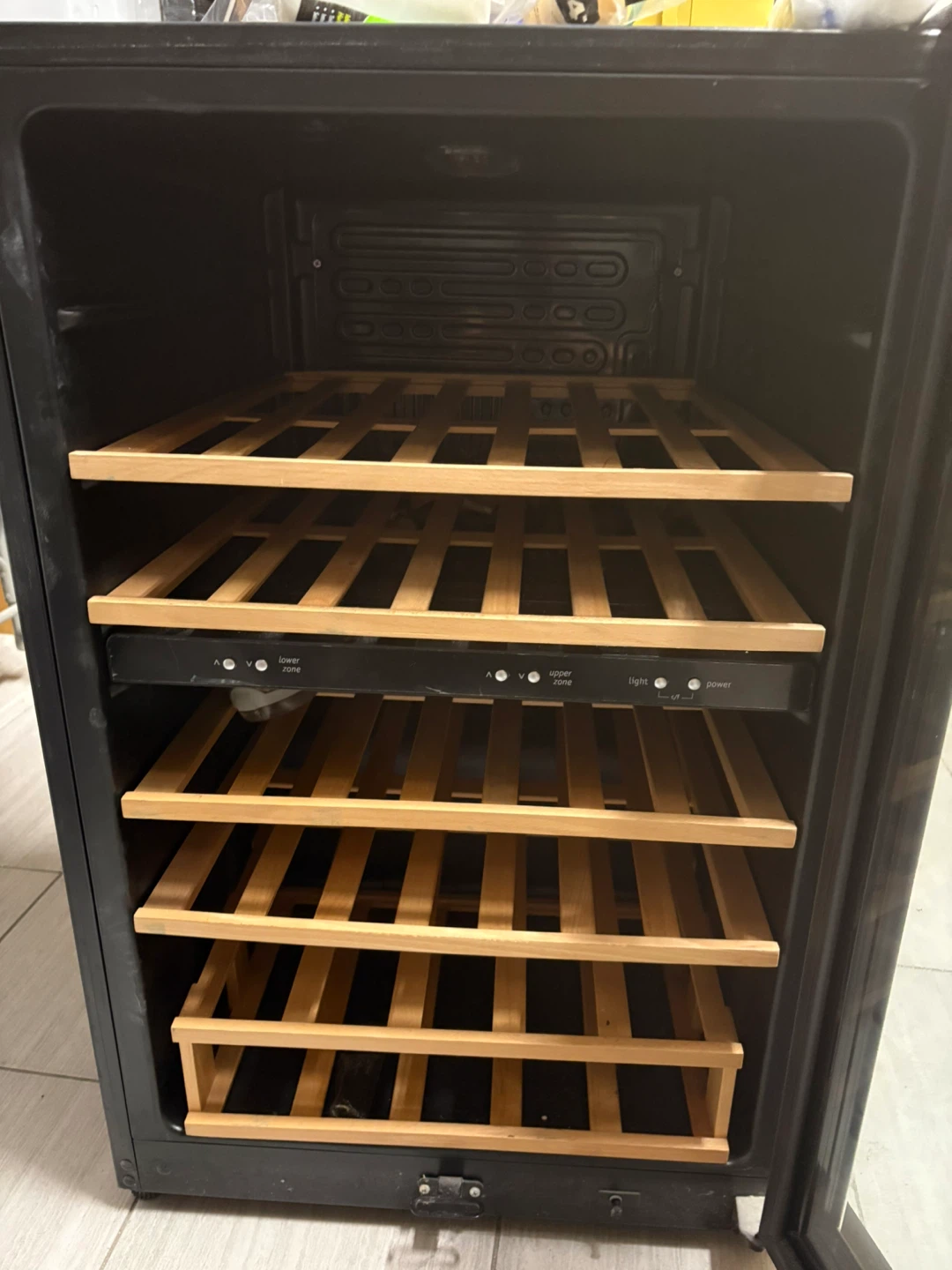Electrolux Household Wine Cooler - photo 2
