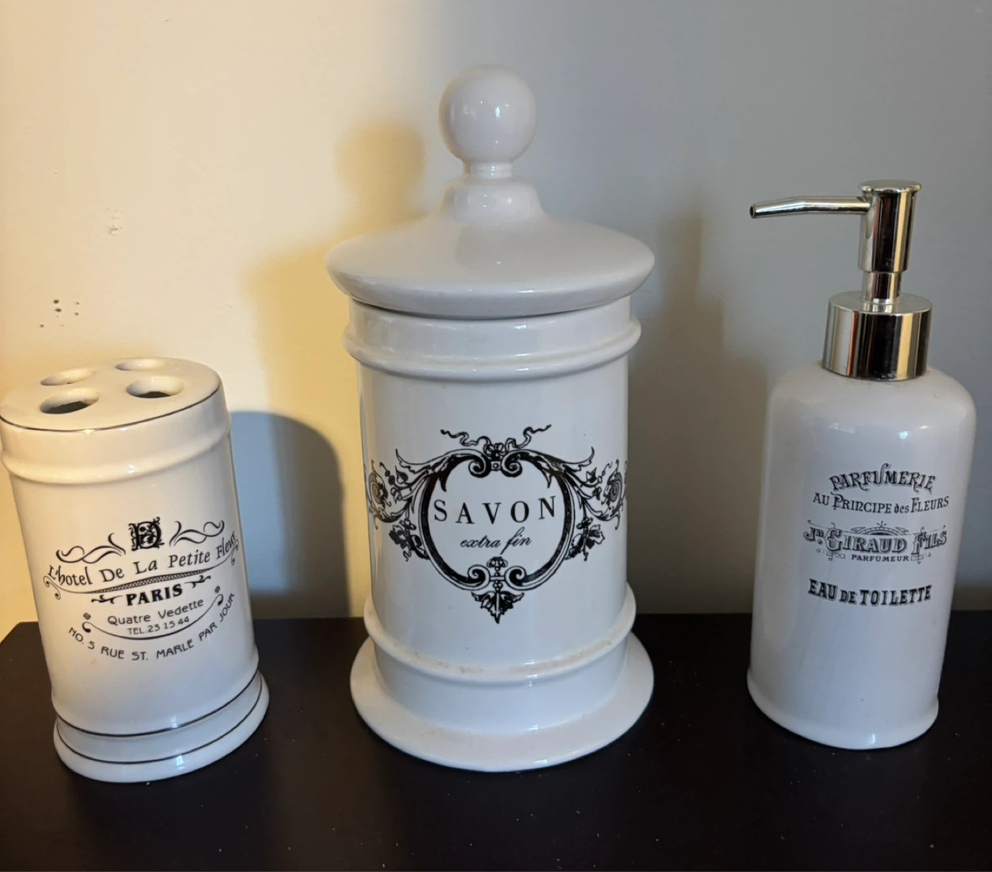 Parisian Style Bathroom Set