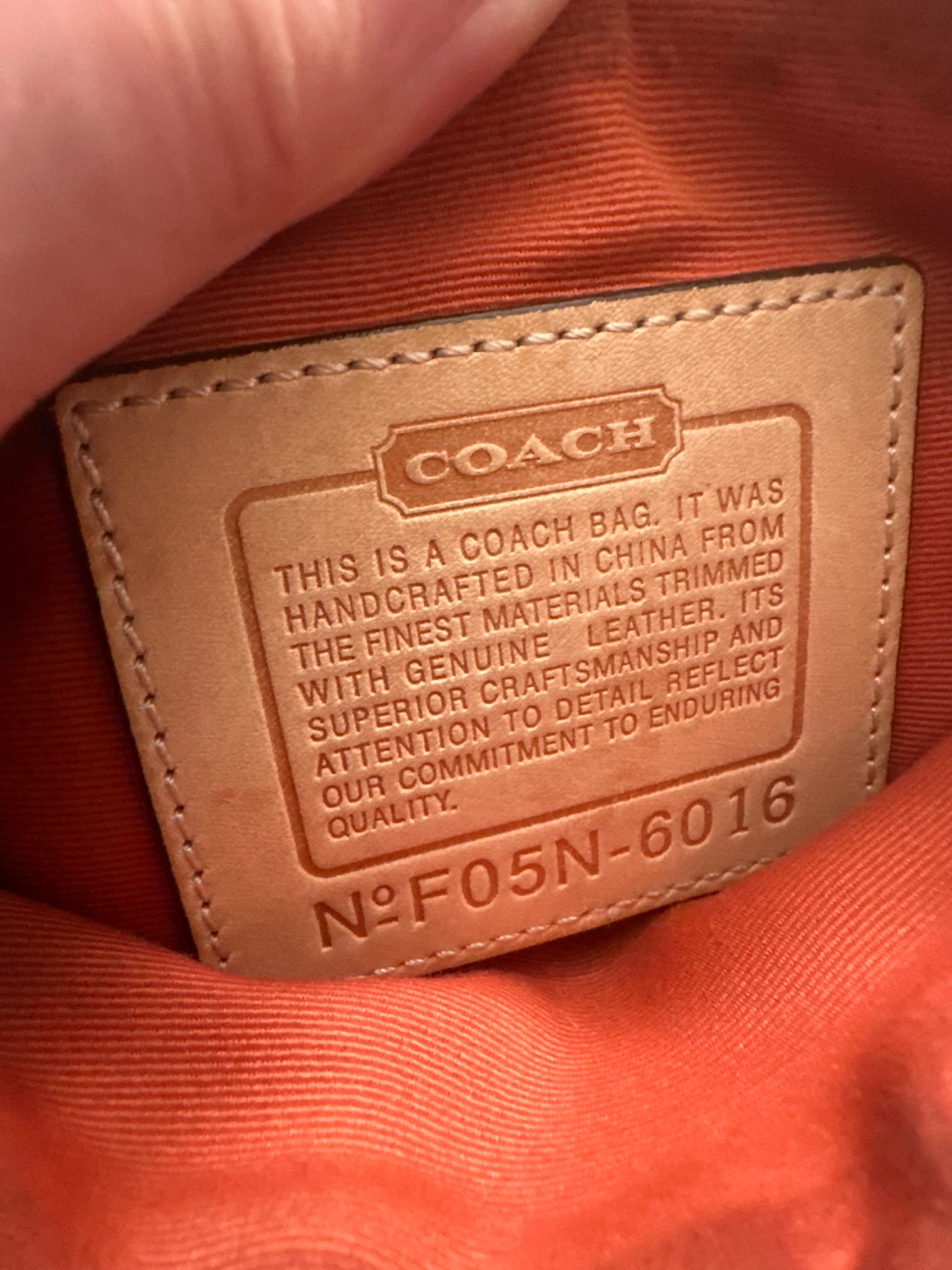 Coach cross body pouch. - photo 4