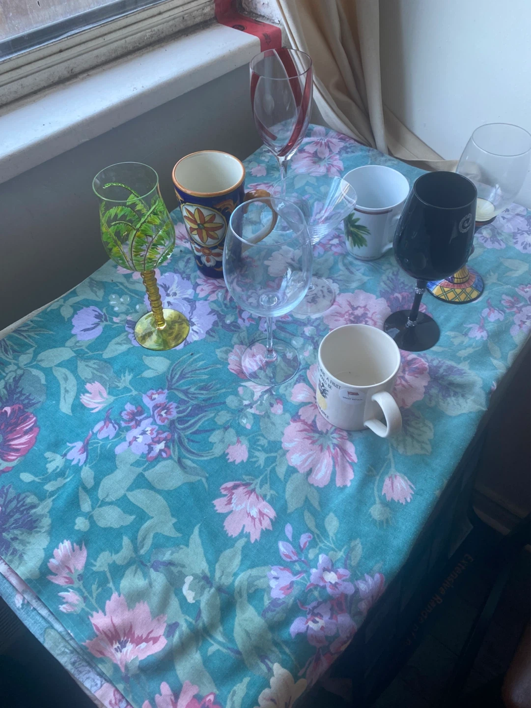 Assorted Drinkware Set