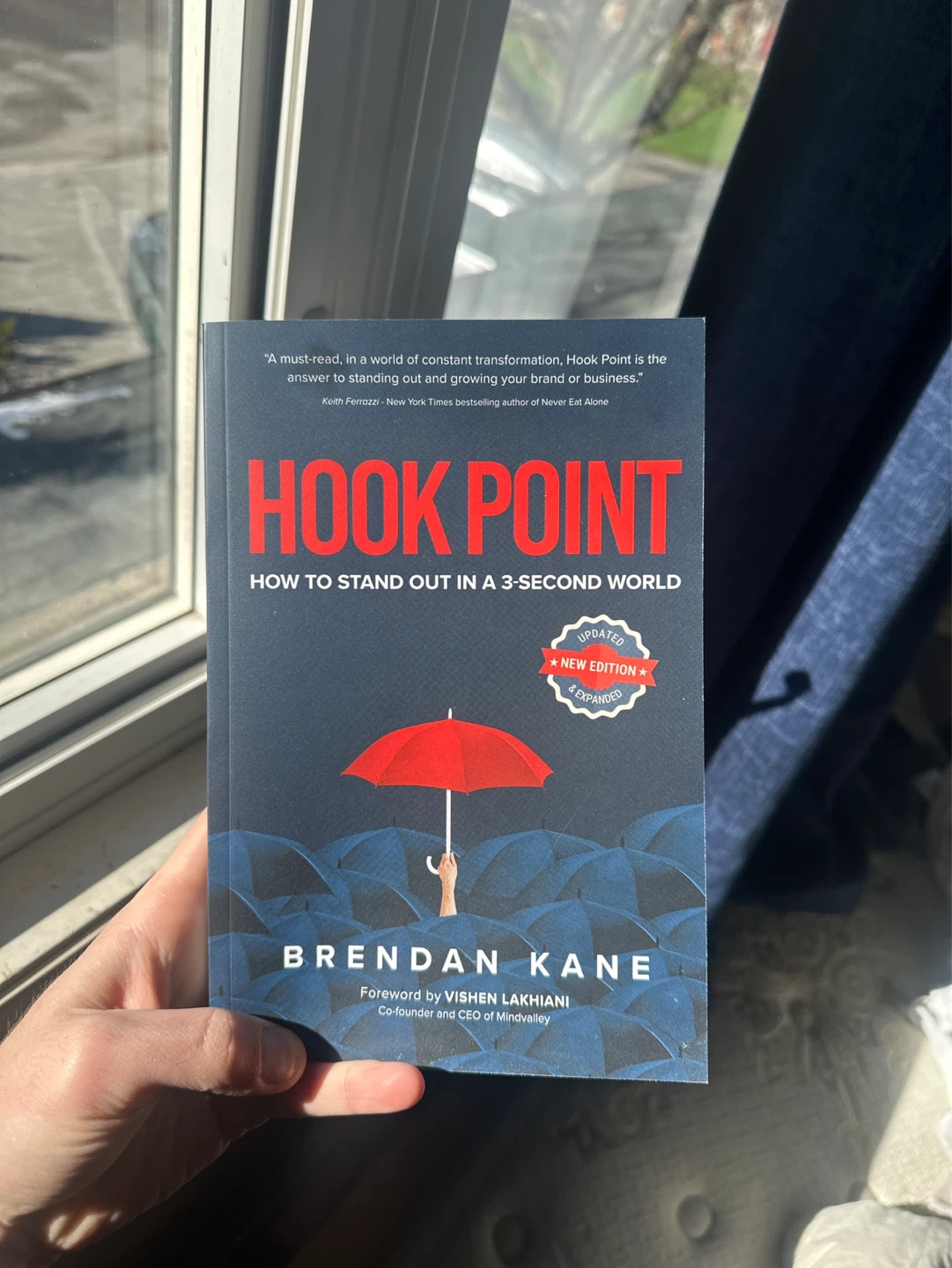 Hook Point: How to Stand Out in a 3-Second World