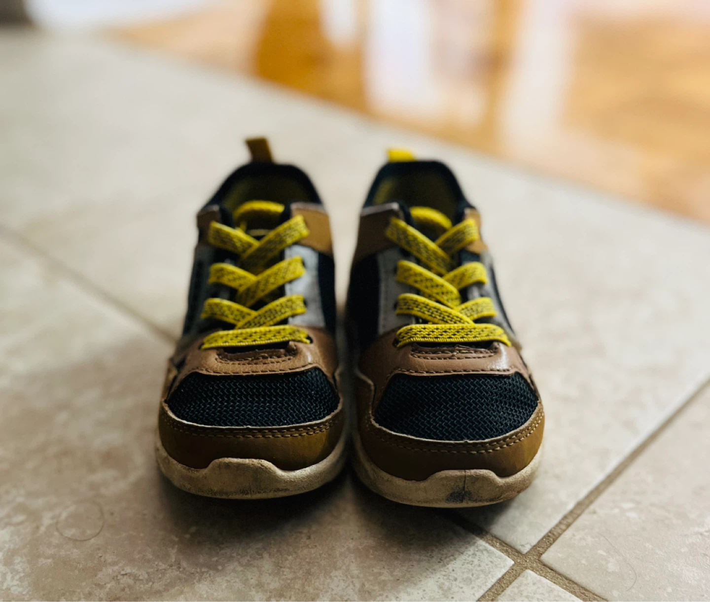 carters sneakers(size-14.6cm) - photo 2