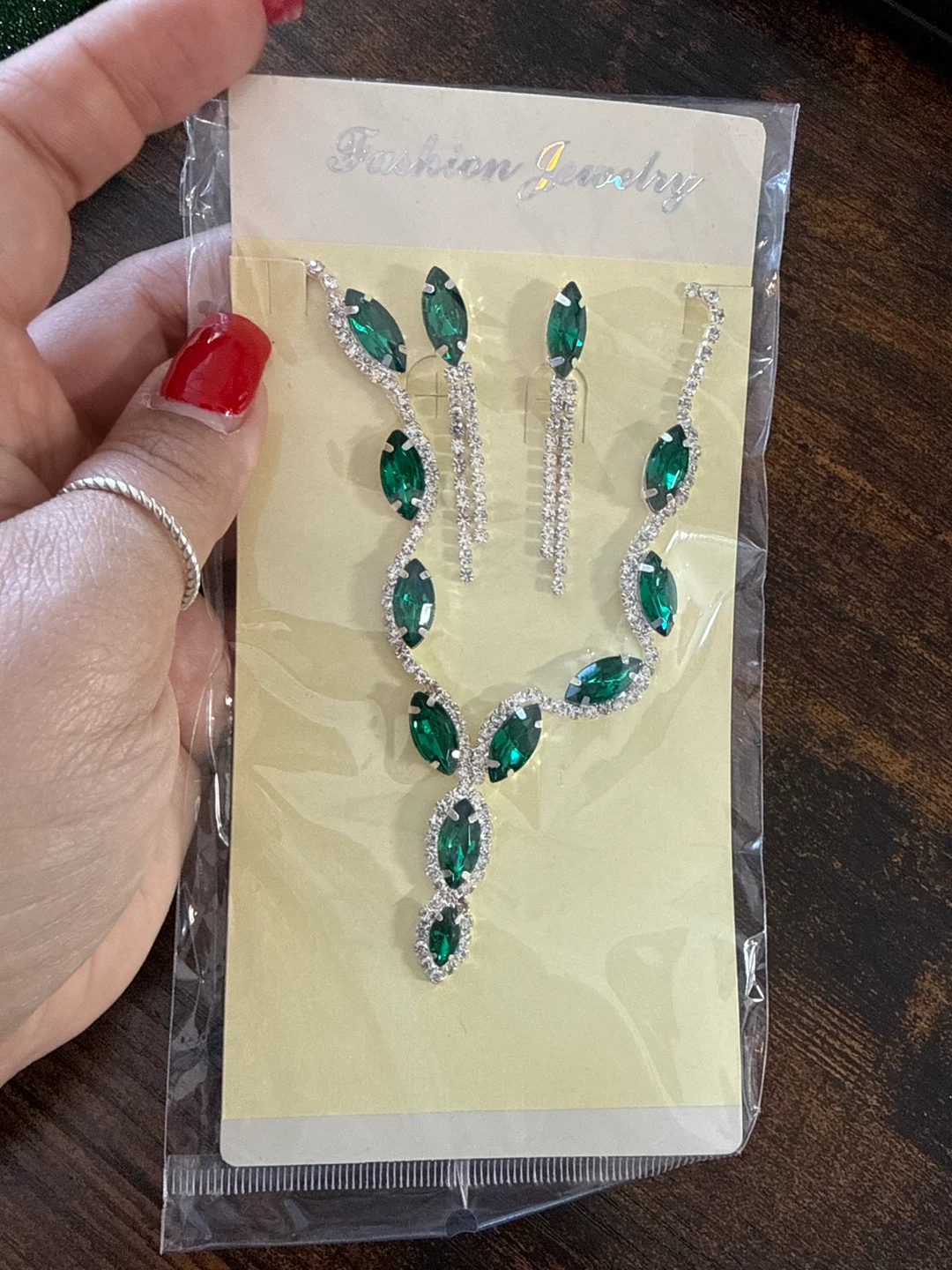 Green Glitter Clutch Purse with Matching Jewelry Set - photo 2