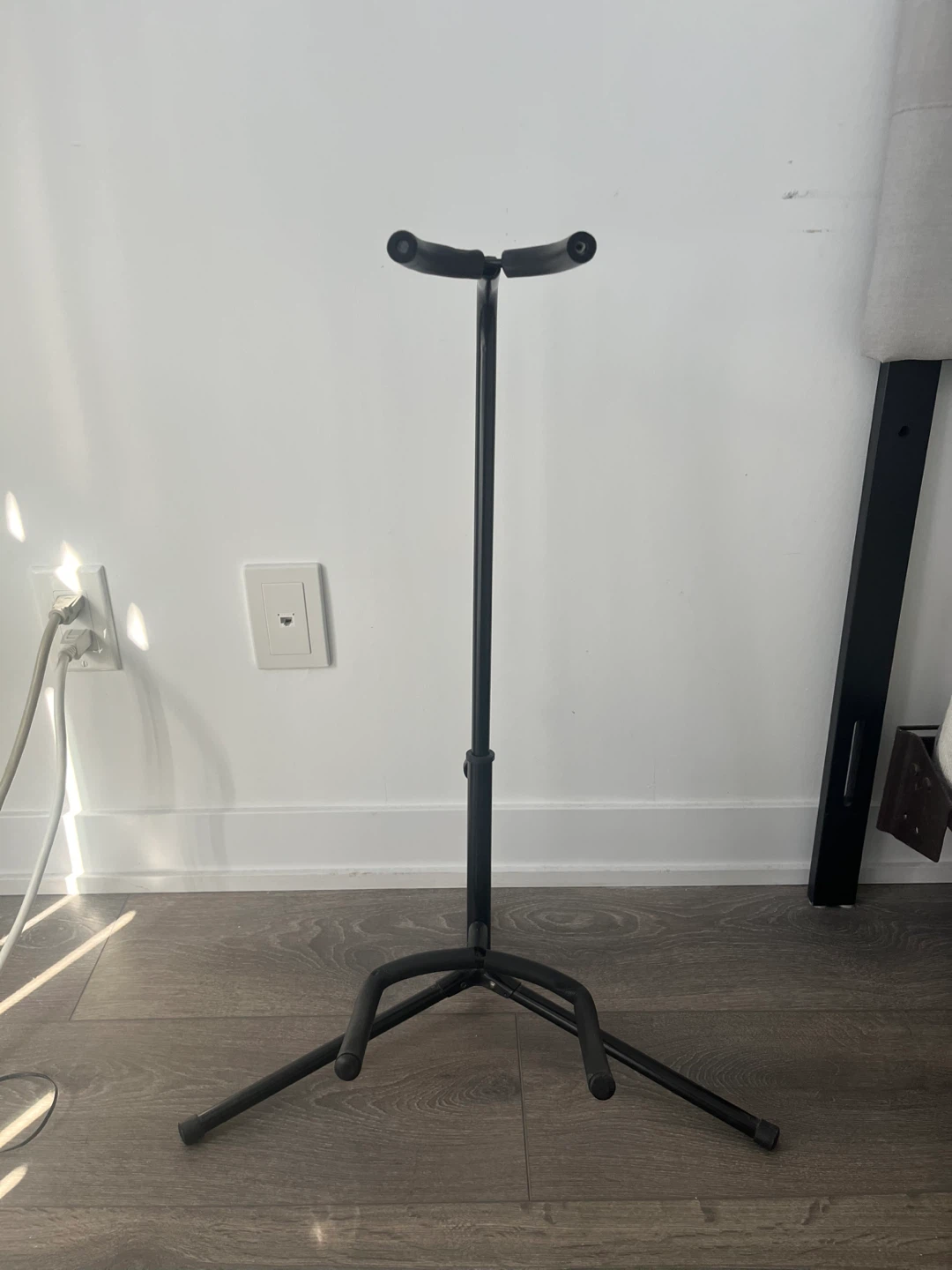 Guitar Stand (adjustable)