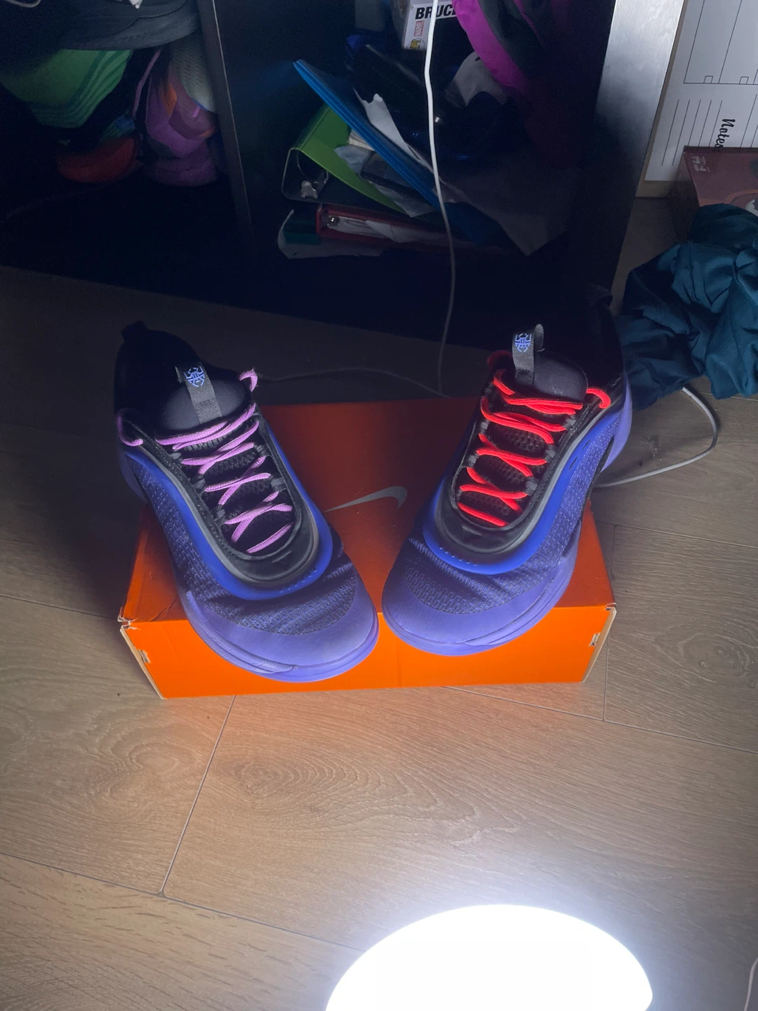 Don issue 6 basketball shoes