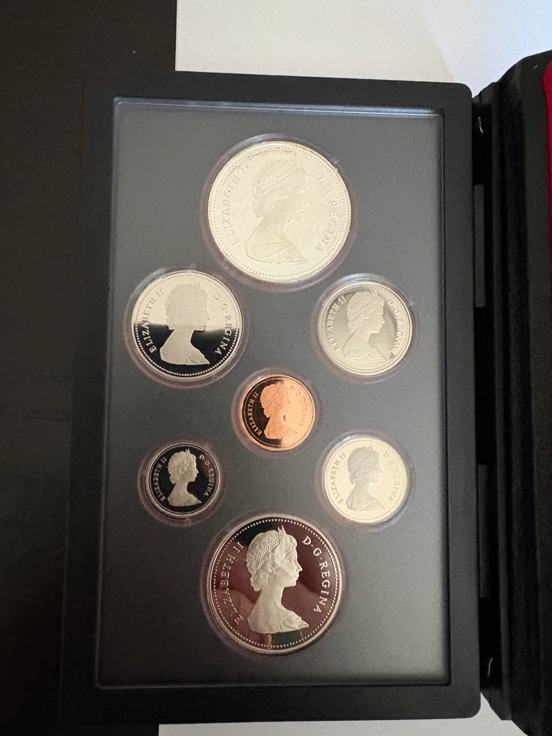 1983 Royal Canadian Mint Proof Coin Set - photo 3