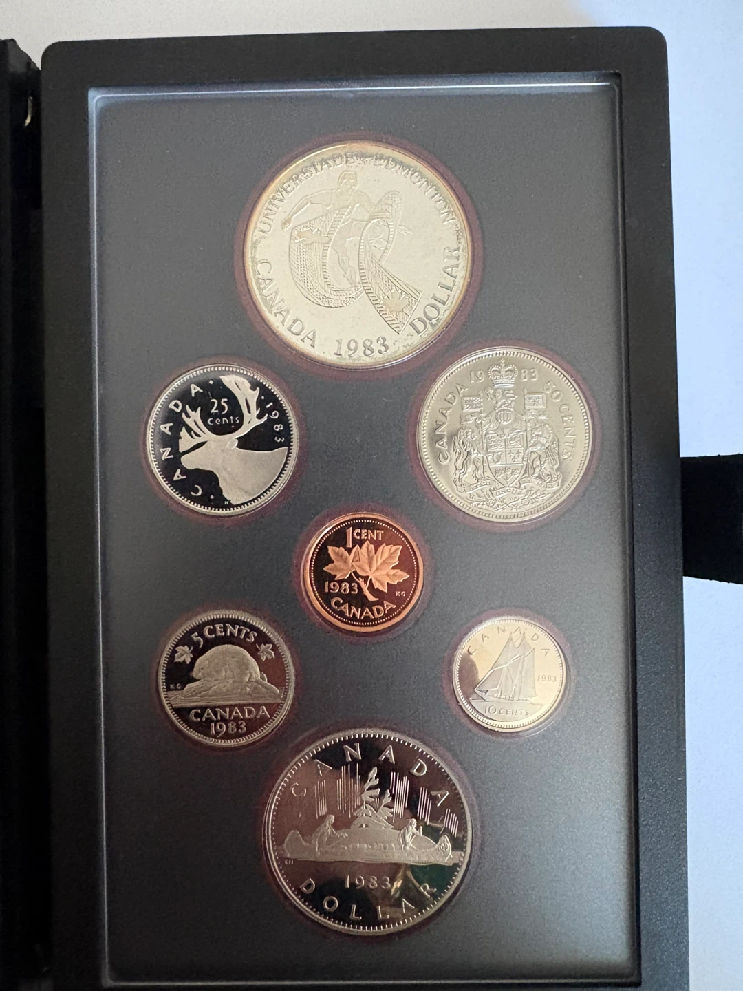 1983 Royal Canadian Mint Proof Coin Set - photo 2