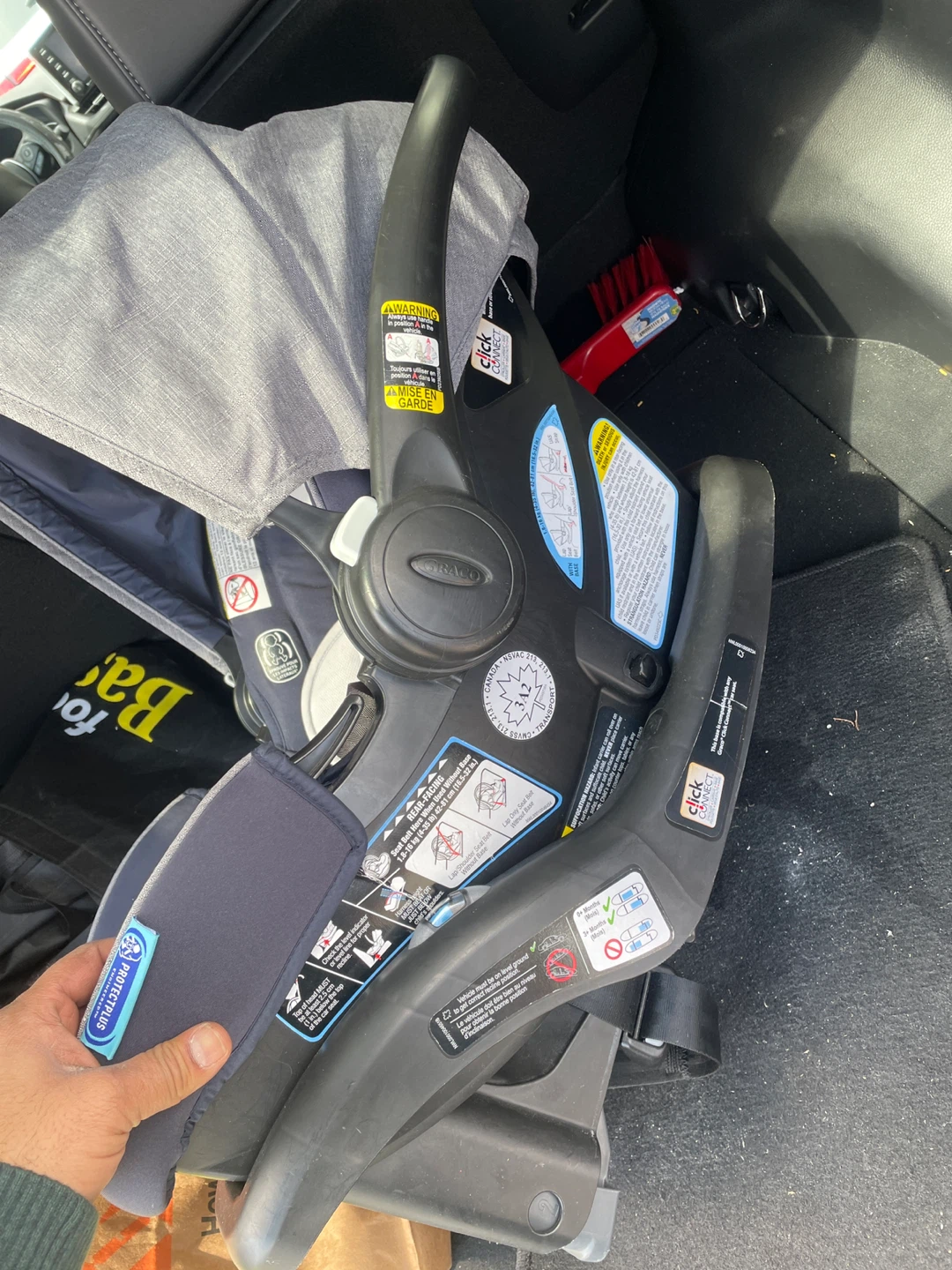 Graco Infant Car Seat kids - photo 3