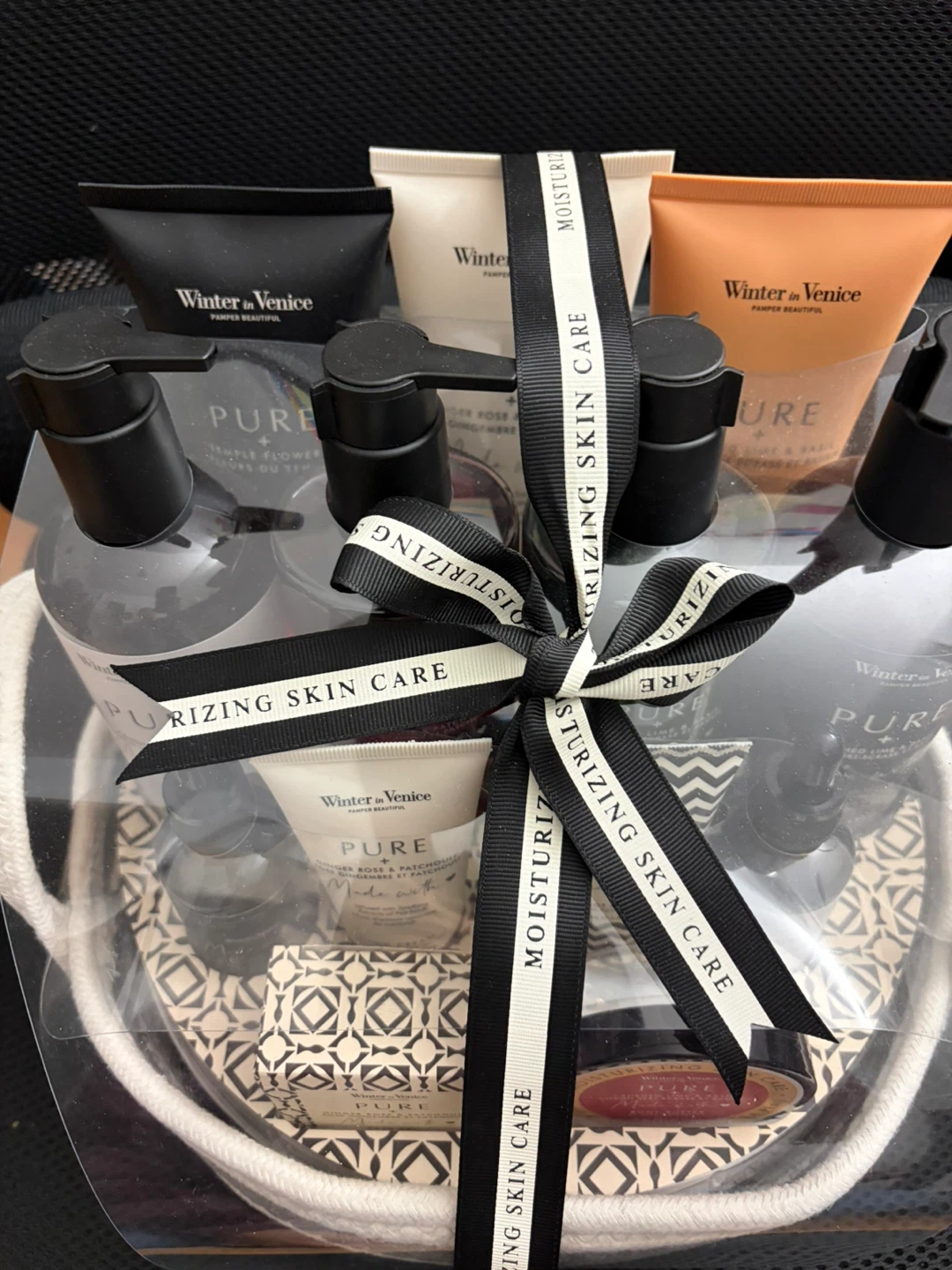 Skincare Hamper - photo 2