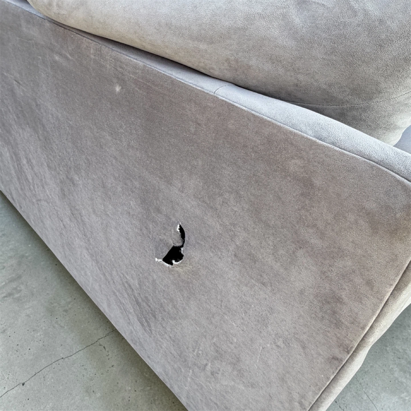 Large 3 Seater Gray Sofa - photo 3