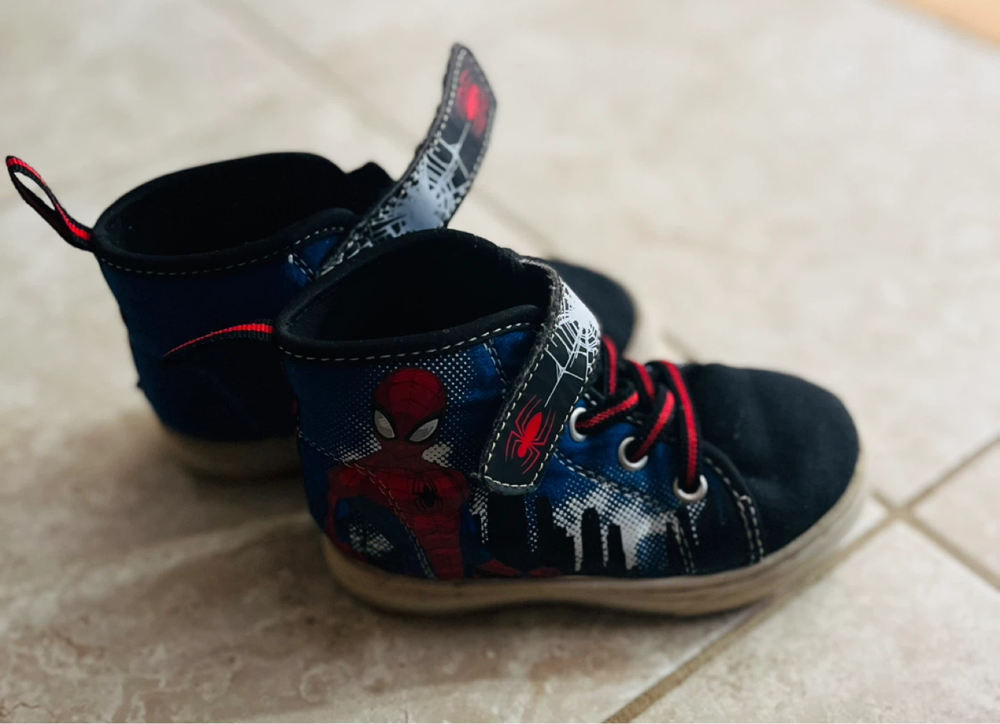 Spider-Man Toddler Shoes (size 7)