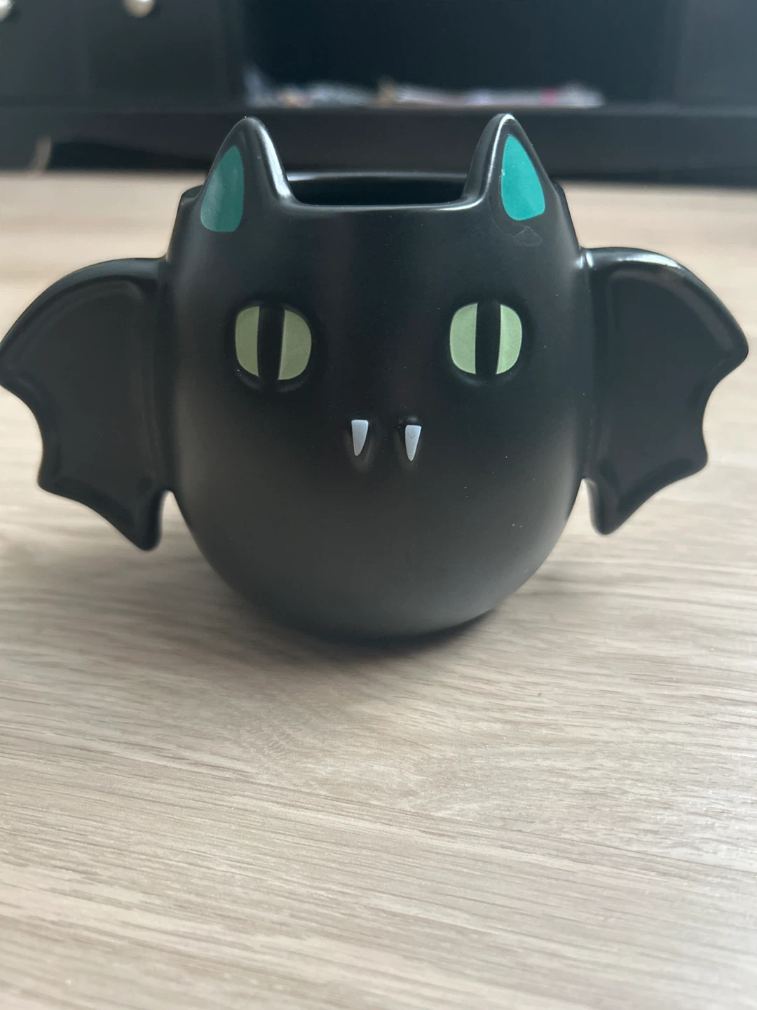 Hyde and Eek! Boutique Bat Stoneware mug