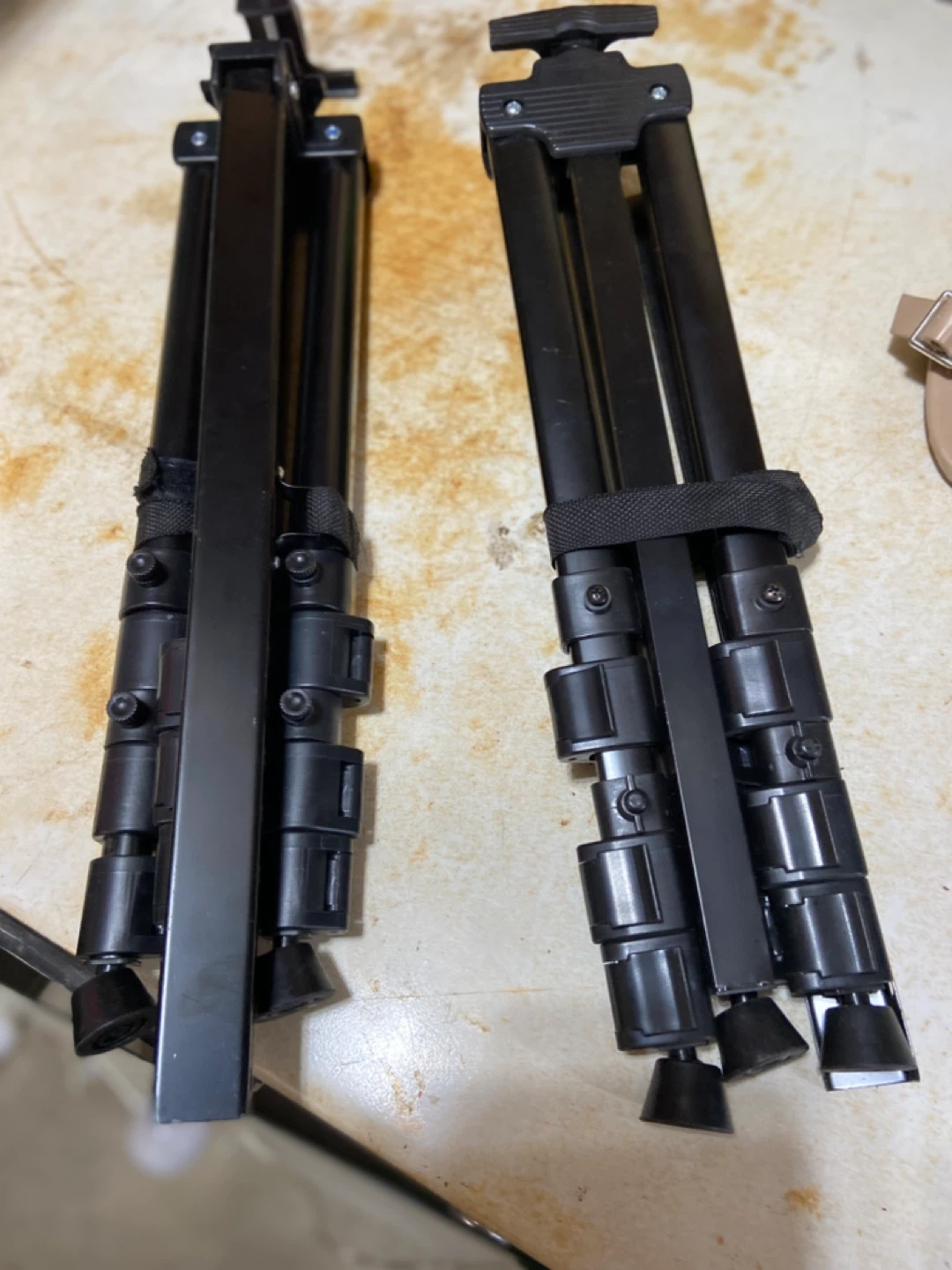 2 Black Portable Tabletop Easels ( 30 for 2 ) - photo 2
