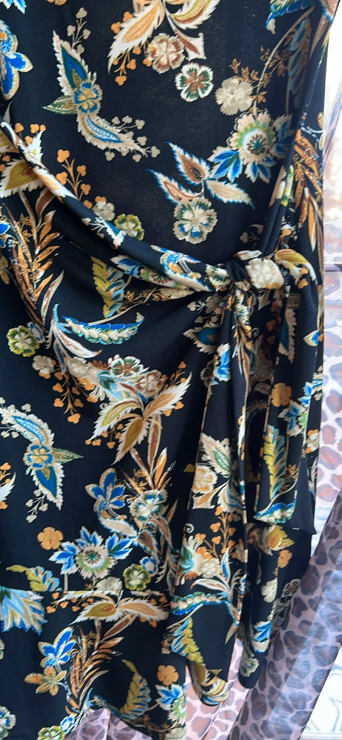 ECI New York Black Floral Print Wrqp Dress - photo 3