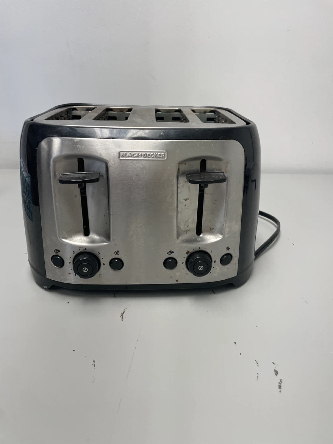 BLACK+DECKER 4-Slice Toaster