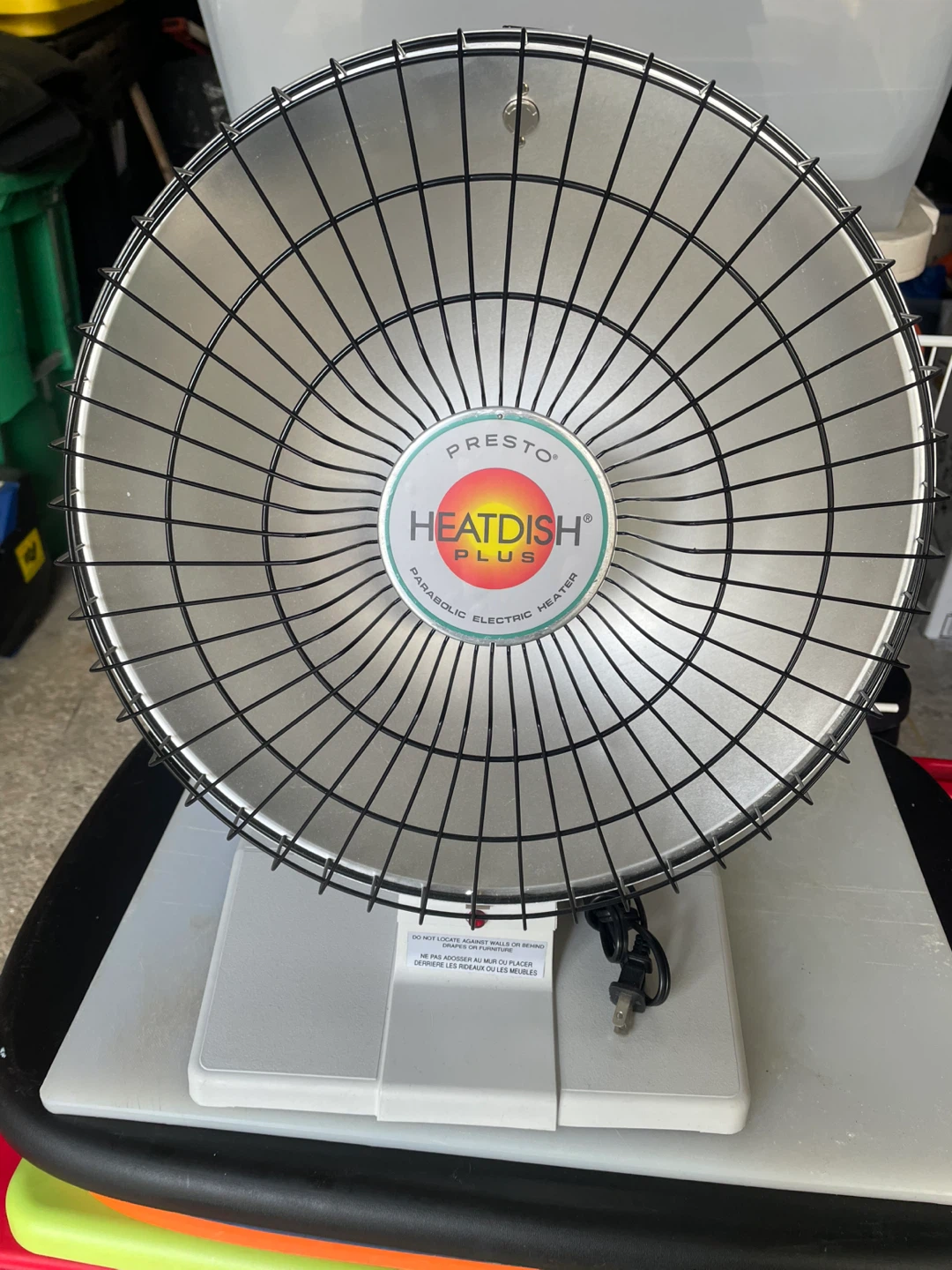 Presto HeatDish Plus Parabolic Electric Heater