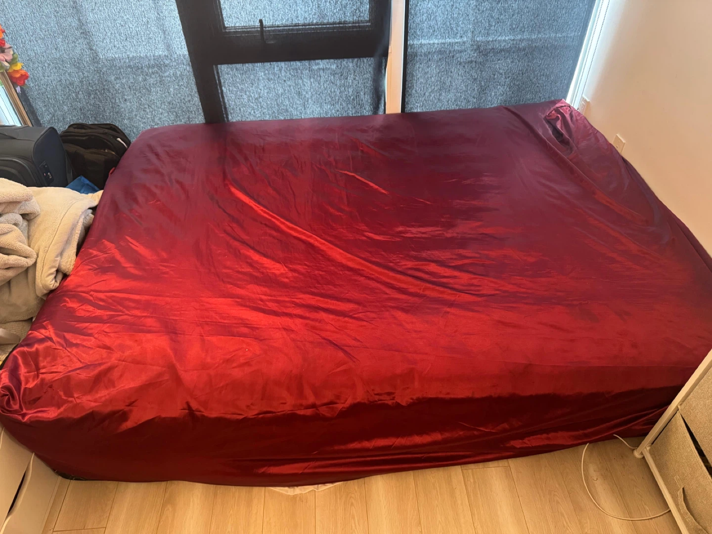 Sealy Posturepedic Mattress - photo 2