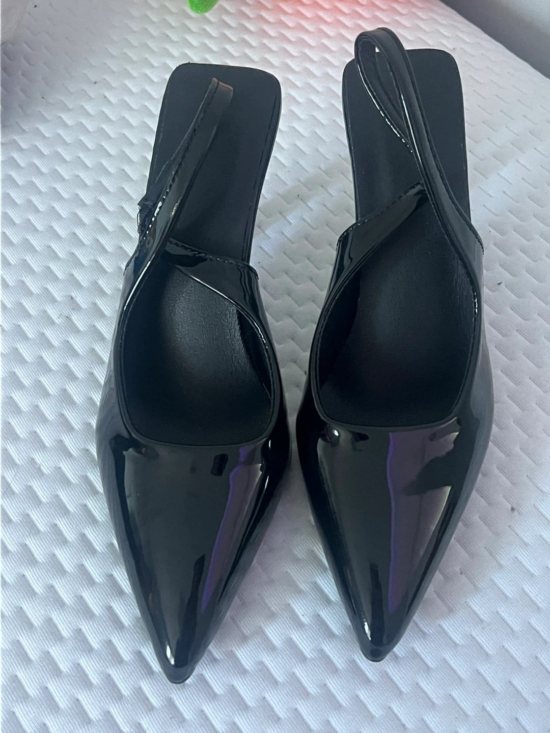 Black Patent Slingback Heels - photo 2