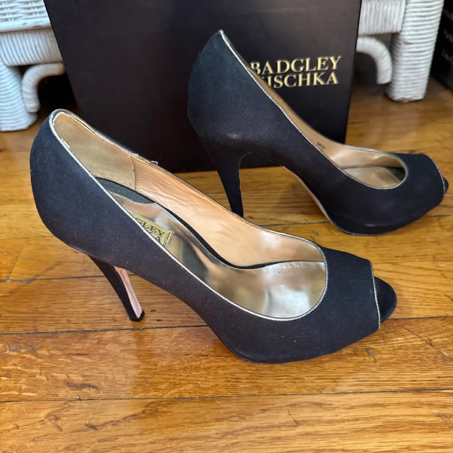 Badgley Mischka Black Peep-Toe Heels Size 10M - photo 4