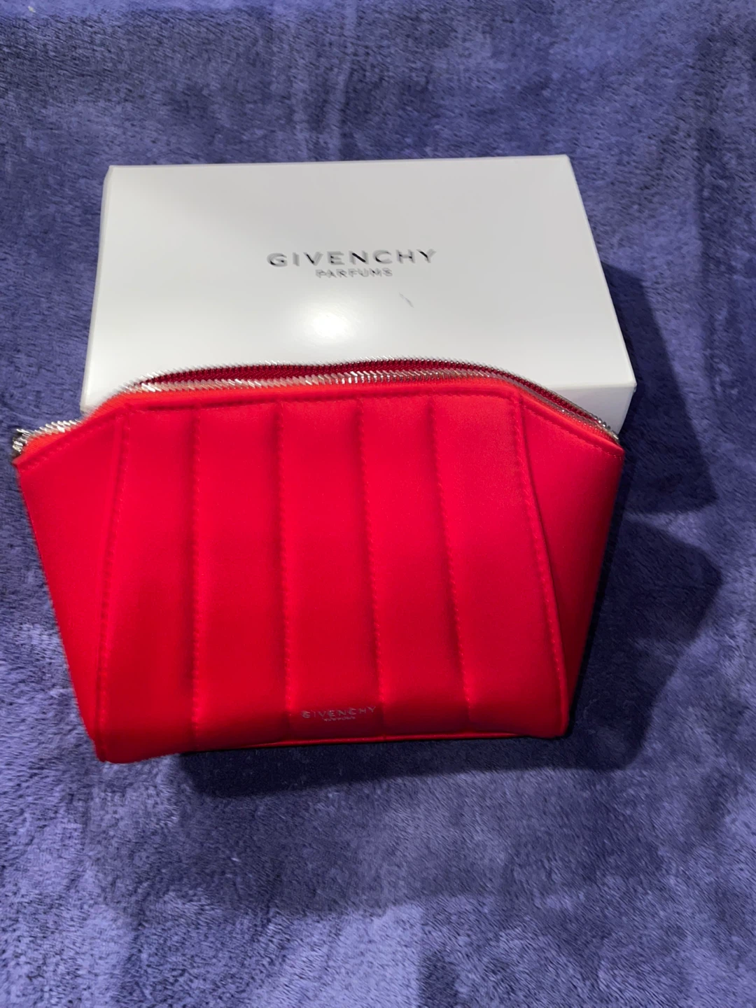 Givenchy Red Cosmetic Bag Pouch with Box - photo 3