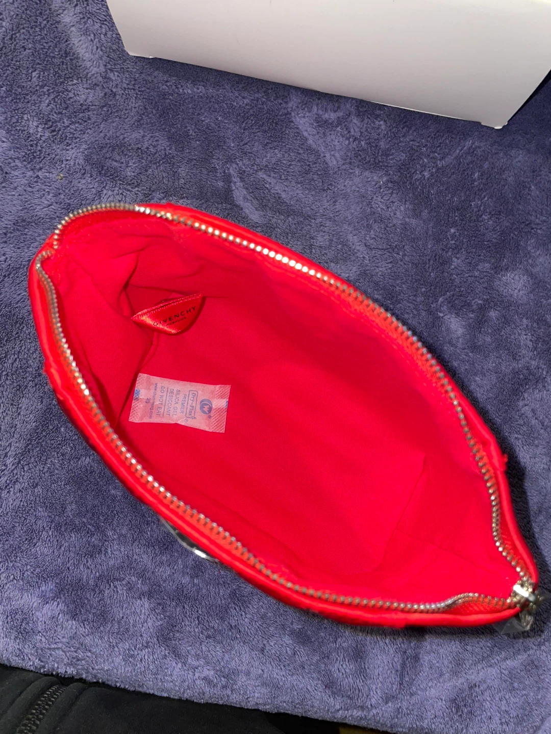 Givenchy Red Cosmetic Bag Pouch with Box - photo 5
