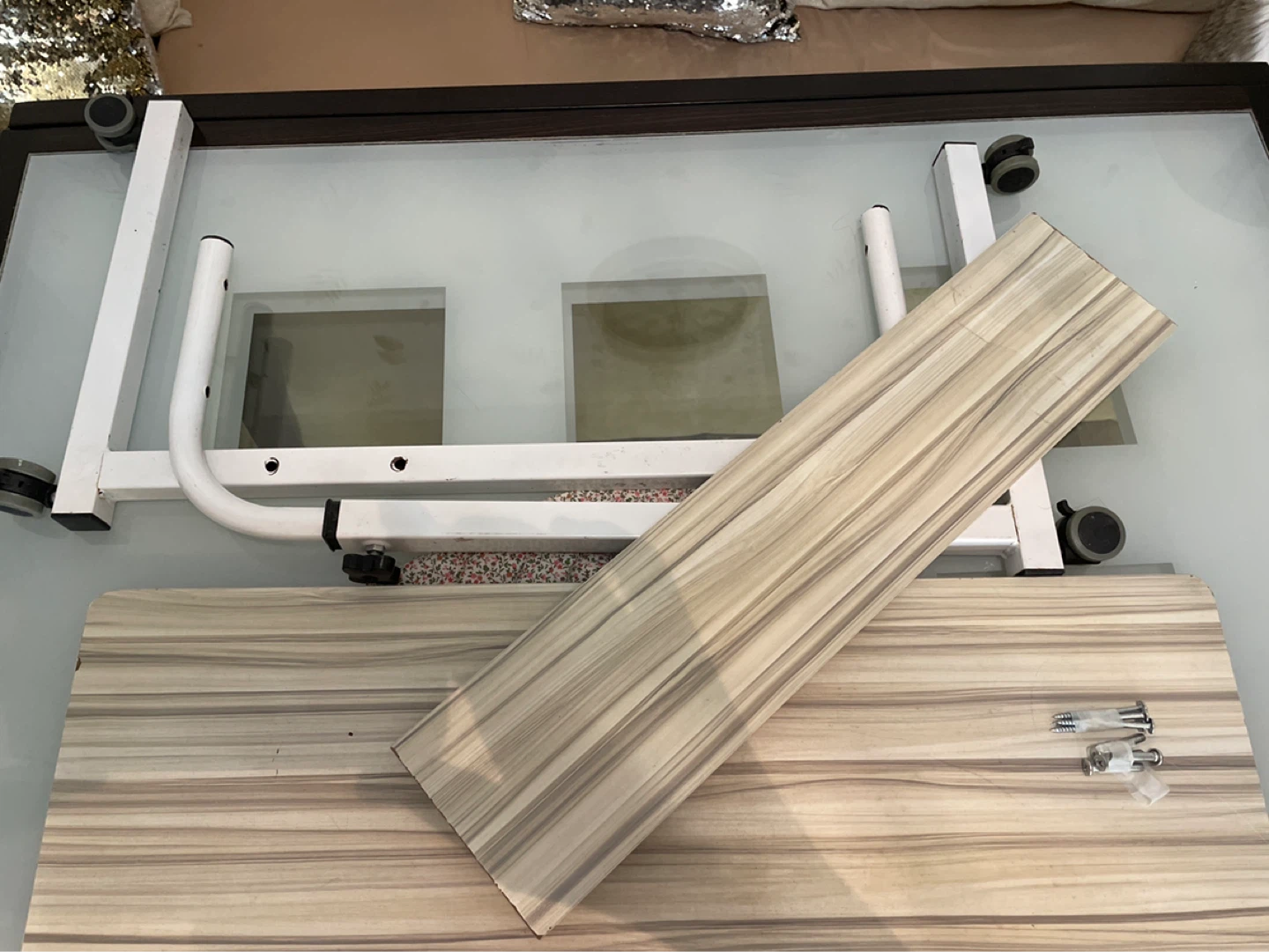 Adjustable Rolling Bedside Table - photo 2