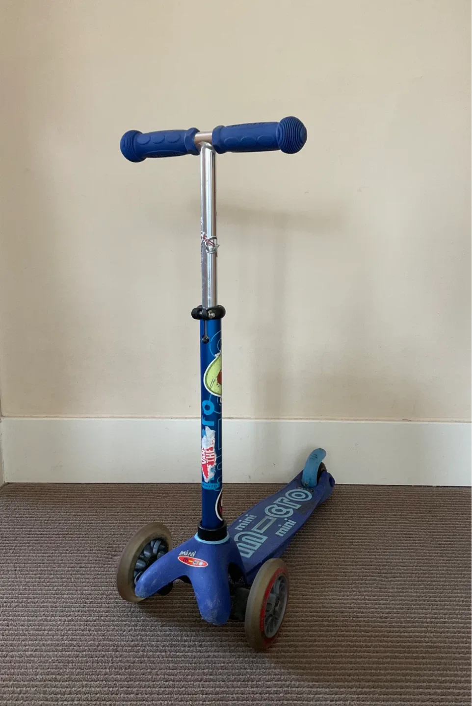 Mini Micro 3-Wheels Kids Kick Scooter - adjustable handlebar - photo 2