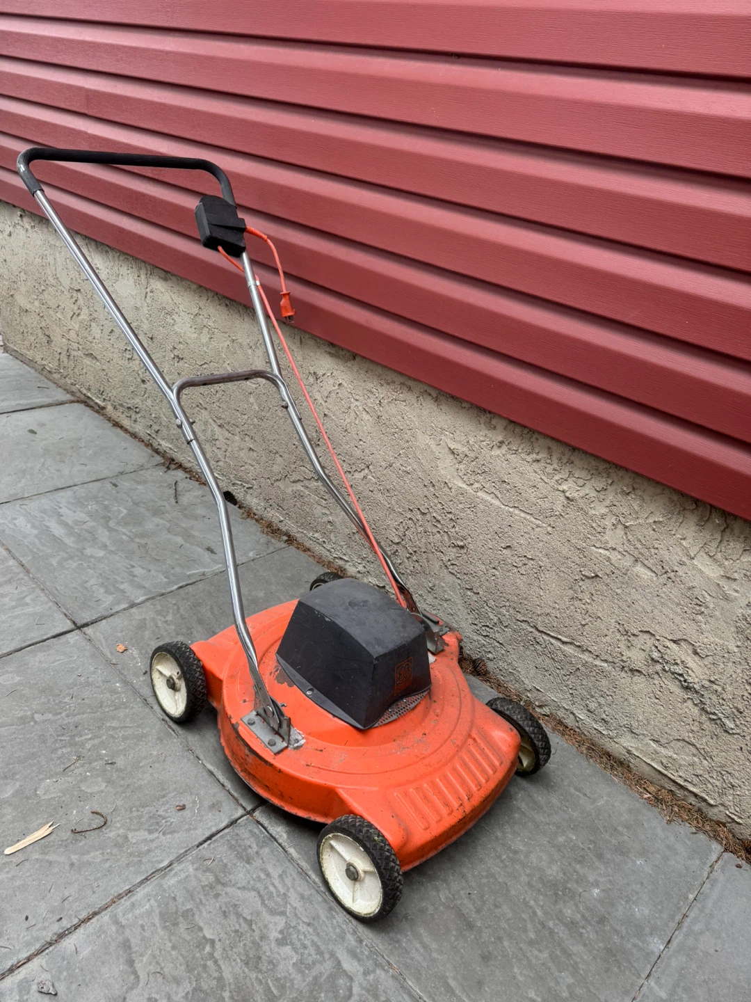Electric Lawn Mower - photo 2