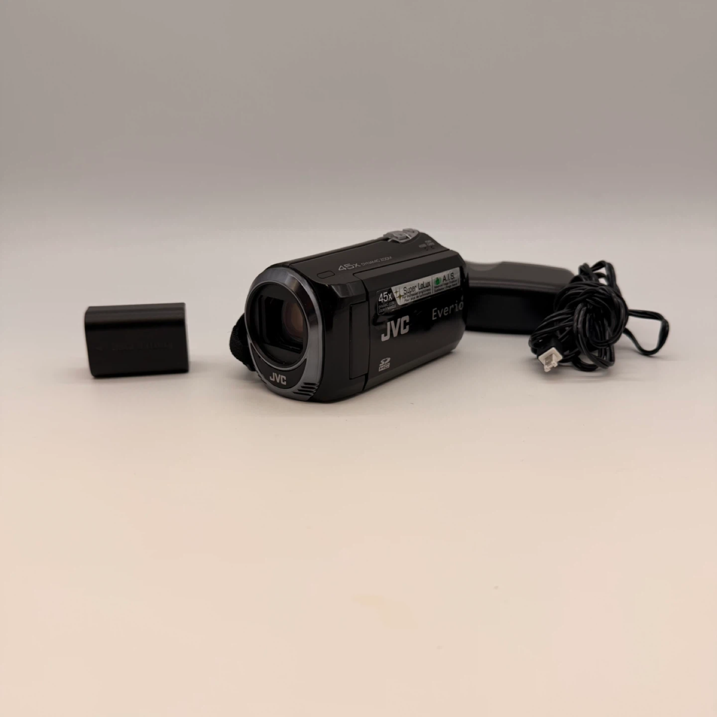 JVC Everio GZ-MS110BU Camcorder 45x Zoom w/ Battery & Charger