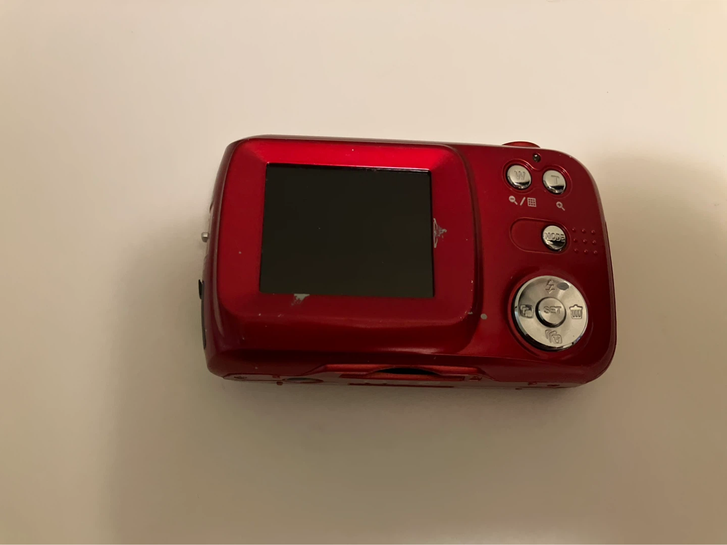 Polaroid IS126 Red Digital Camera - photo 2